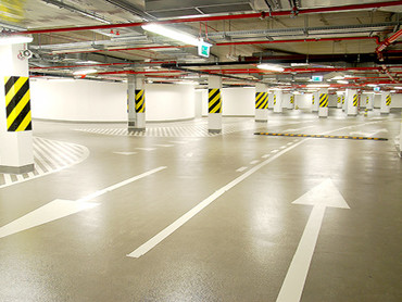 Способы повышения безопасности на паркинге благодаря покрытию  на полу