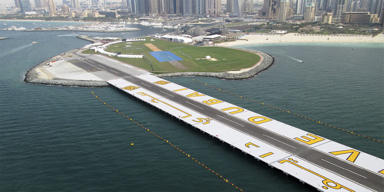 Взлетно - посадочная полоса «Skydive Dubai» - фото № 3